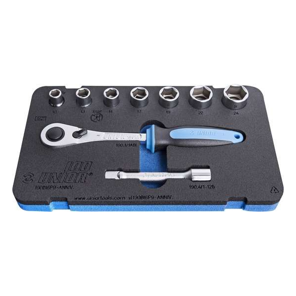 UNIOR - DOPSET IN METALEN BOX - 11 DELIG - 1/2 - 11 PCS - END OF STOCK UNIOR - DOPSET IN METALEN BOX - 11 DELIG - 1/2 - 11 PCS - END OF STOCK