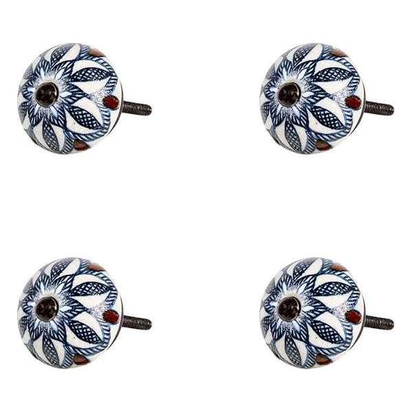 Clayre & Eef Deurknop Set van 4 Ø 4*3 cm Blauw Keramiek Rond Bloem Meubelknop Clayre & Eef Deurknop Set van 4 Ø 4*3 cm Blauw Keramiek Rond Bloem Meubelknop