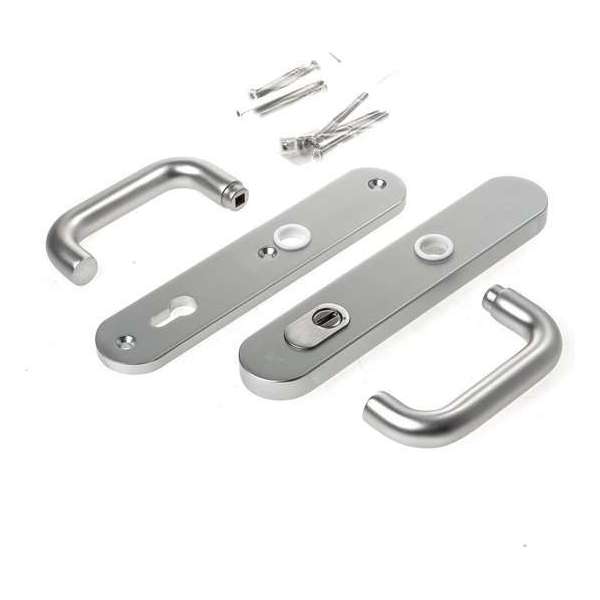 Veiligheidsgarnituur, D4E, alum., afgerond, kruk/kruk, met kerntrekbeveiliging, PC92, deurdikte 40-54mm Veiligheidsgarnituur, D4E, alum., afgerond, kruk/kruk, met kerntrekbeveiliging, PC92, deurdikte 40-54mm