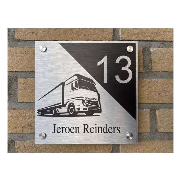 Naambordje Voordeur met een Vrachtwagen Naambordje Voordeur met een Vrachtwagen