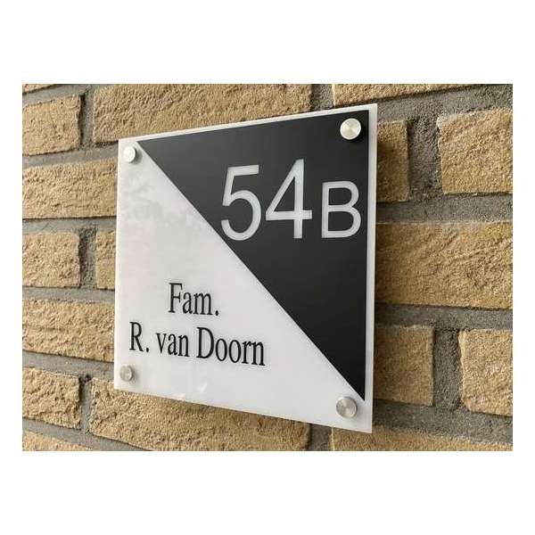naambordje voordeur driehoek opaal naambordje voordeur driehoek opaal