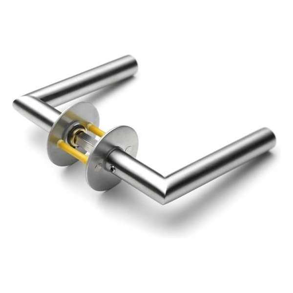deurkruk Ø18mm "L"-vorm gelast +rozet Ø52x4mm blind /paar deurkruk Ø18mm "L"-vorm gelast +rozet Ø52x4mm blind /paar