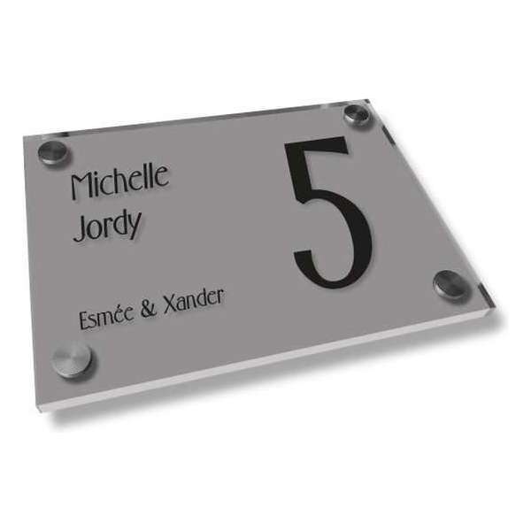 Naambordje voordeur een glashelder naambord zilver, 20x15cm Naambordje voordeur een glashelder naambord zilver, 20x15cm
