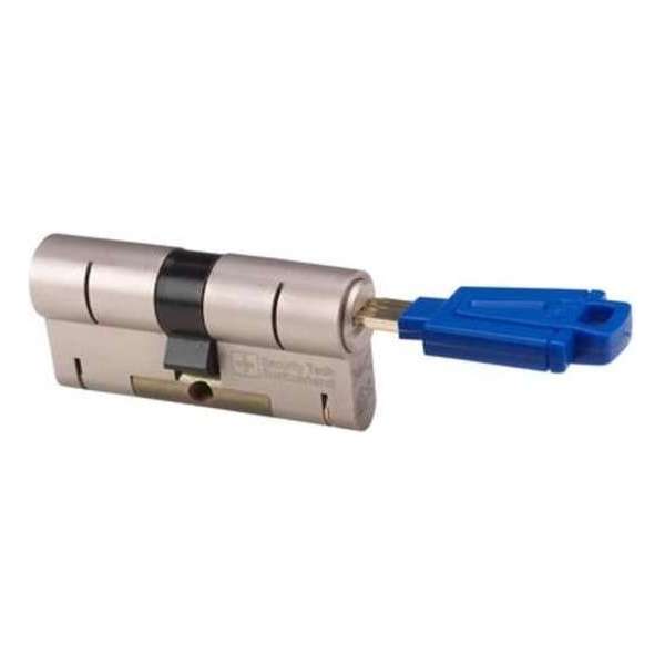 M&C 32/32 set van 3 anti-kerntrek cilinders skg*** gelijksluitend incl. 5 color sleutels. M&C 32/32 set van 3 anti-kerntrek cilinders skg*** gelijksluitend incl. 5 color sleutels.