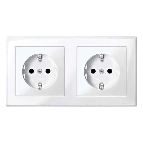 Stopcontact Compleet - Inbouw - Randaarde - 2V - Horizontaal - Polarwit - M-Smart - Schneider Electric - MEG2328-1419 Stopcontact Compleet - Inbouw - Randaarde - 2V - Horizontaal - Polarwit - M-Smart - Schneider Electric - MEG2328-1419