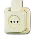 Busch Jaeger wandcontactdoos enkel met label creme