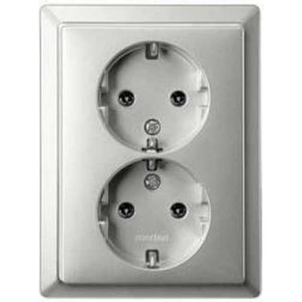 Merten Artec Rvs/Edelstaal wandcontactdoos 2-voud met randaarde Merten Artec Rvs/Edelstaal wandcontactdoos 2-voud met randaarde