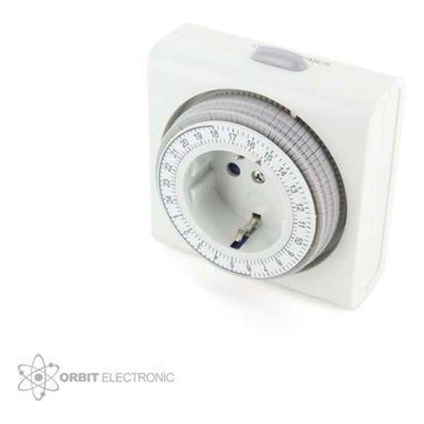 Chacon - M101 - Vierkante tijdschakelklok - 230V/3500W/16A Chacon - M101 - Vierkante tijdschakelklok - 230V/3500W/16A