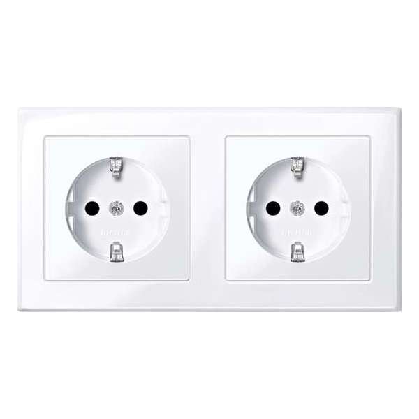 Stopcontact Compleet - Inbouw - Randaarde - 2V - Horizontaal - Actief Wit - M-Smart - Schneider Electric - MEG2328-1425 Stopcontact Compleet - Inbouw - Randaarde - 2V - Horizontaal - Actief Wit - M-Smart - Schneider Electric - MEG2328-1425