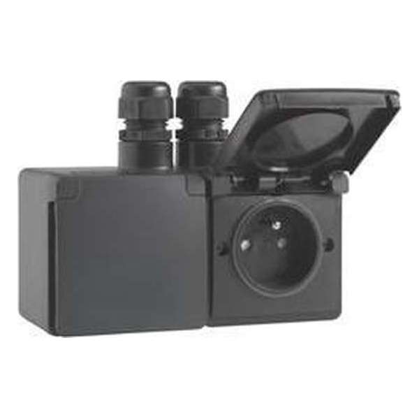 Hydro dubbele wandcontactdoos 16A 250V horizontaal 2 ingang M20 bovenaan. zwart Hydro dubbele wandcontactdoos 16A 250V horizontaal 2 ingang M20 bovenaan. zwart