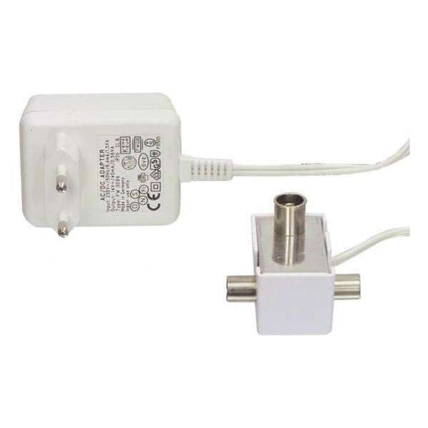 Triax IFE2-6 695002947 opsteekversterker 6DB Triax IFE2-6 695002947 opsteekversterker 6DB