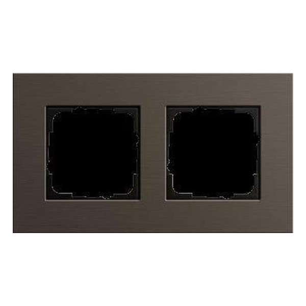 Gira Contactdoos inbouw 212127 Gira Contactdoos inbouw 212127