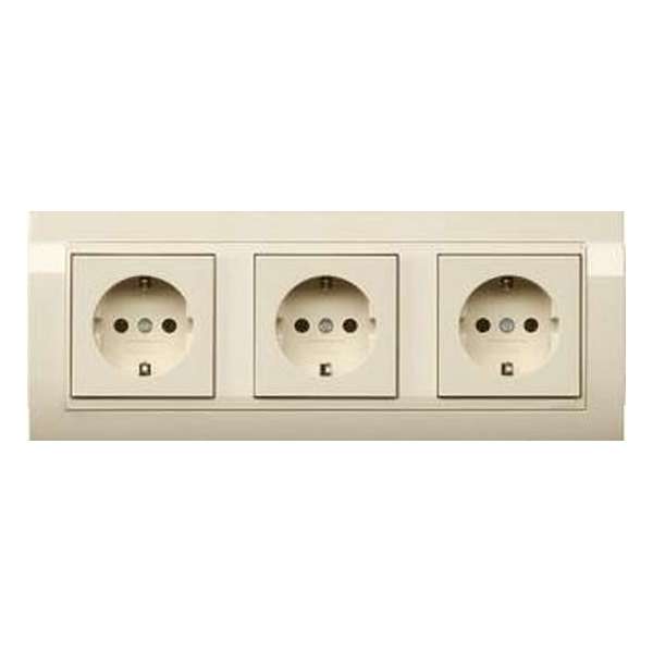 Gira Contactdoos inbouw 747021 Gira Contactdoos inbouw 747021
