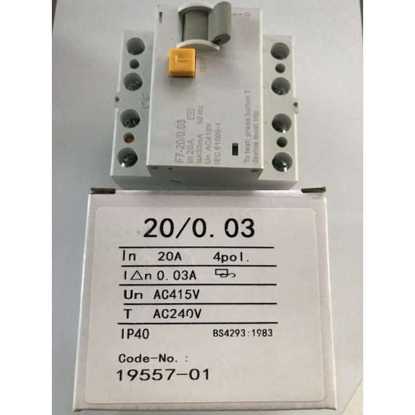 Aardlekschakelaar. 4 polig. 20Amp. 30 mA. Breedte 70 mm. Geschikt voor montage op din rail. Aardlekschakelaar. 4 polig. 20Amp. 30 mA. Breedte 70 mm. Geschikt voor montage op din rail.
