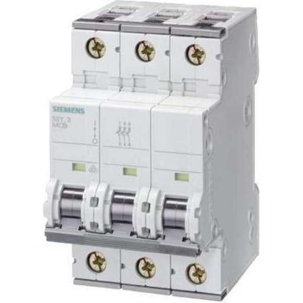 Automaat 3P 6A 6kA type C Automaat 3P 6A 6kA type C