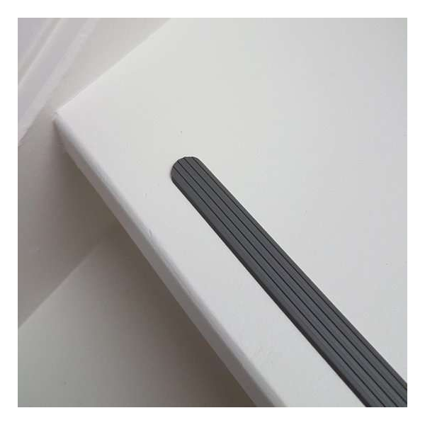 Antislip traptape met ronde uiteinden GRIJS- 3 strips van 16 mm breed x 85 cm lang Antislip traptape met ronde uiteinden GRIJS- 3 strips van 16 mm breed x 85 cm lang
