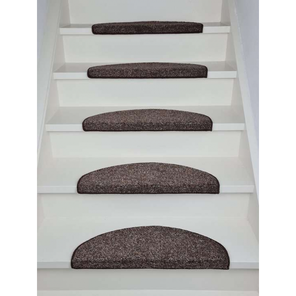 Trapmat halve maan traploper bruin effen 15 stuks Trapmat halve maan traploper bruin effen 15 stuks
