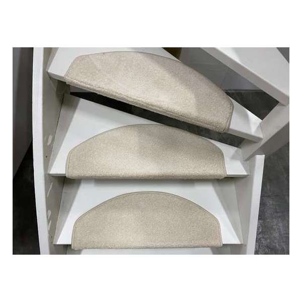 Trapmatten Twist- 65x28 cm- Crème- 15 stuks Trapmatten Twist- 65x28 cm- Crème- 15 stuks