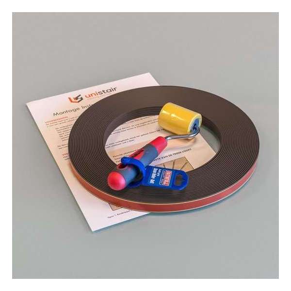 STARTPAKKET antislip traptape 28 mm BRUIN 15 meter STARTPAKKET antislip traptape 28 mm BRUIN 15 meter