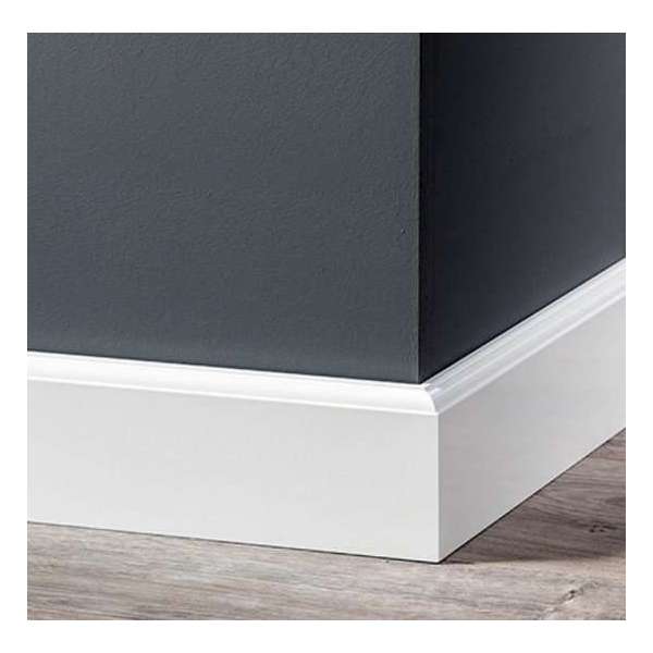 Hoge Plinten - MDF - Eigentijdse plint - 120 x12 mm - Wit - Voorgelakt - RAL 9010 - Per stuk 2,4 M Hoge Plinten - MDF - Eigentijdse plint - 120 x12 mm - Wit - Voorgelakt - RAL 9010 - Per stuk 2,4 M