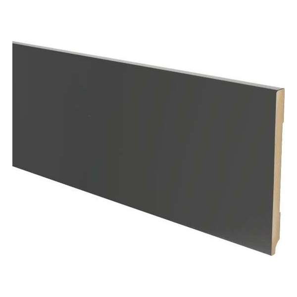 Hoge plinten - MDF - Moderne plint 150x12 mm - Zwart - Voorgelakt - RAL 9005 - Per stuk 2,4m Hoge plinten - MDF - Moderne plint 150x12 mm - Zwart - Voorgelakt - RAL 9005 - Per stuk 2,4m