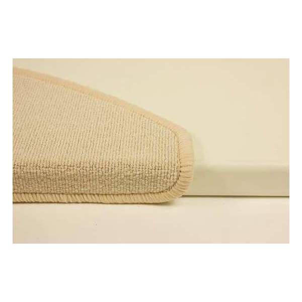 Pakket 15x Elite Ivoor Trapmatten 65x22x3,5 Pakket 15x Elite Ivoor Trapmatten 65x22x3,5