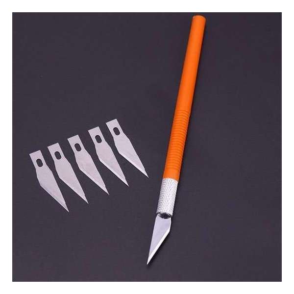 Plastic Hobby Mesje Precisie - Scalpel mes mesjes - Hobby mes - Precisie Gereedschap - Met 5 gratis mesjes - Oranje Plastic Hobby Mesje Precisie - Scalpel mes mesjes - Hobby mes - Precisie Gereedschap - Met 5 gratis mesjes - Oranje