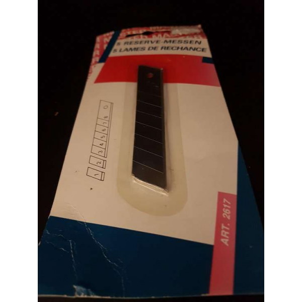reserve mes voor afbreekmes breedte1,8 cm reserve mes voor afbreekmes breedte1,8 cm