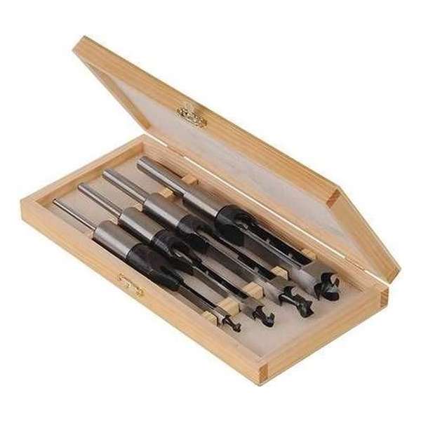 Silverline Vierkant Gaten Beitel Set - 6 t/m 16 mm. - 4 Delig Silverline Vierkant Gaten Beitel Set - 6 t/m 16 mm. - 4 Delig